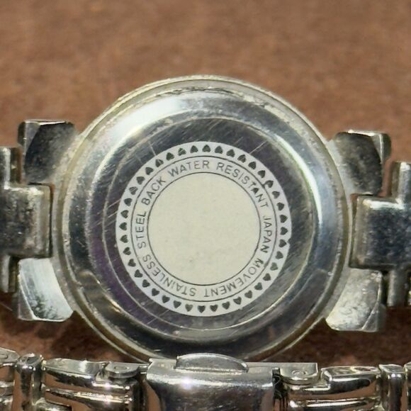 Lucciano Women’s Watch Silver Tone Pearlized Dial Stainless Steel Band WR - Picture 3 of 10